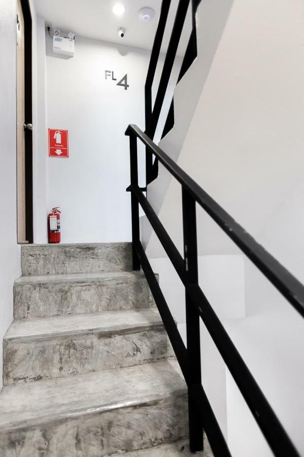 Hostel Minimal House Patong (Adults Only) Zewnętrze zdjęcie