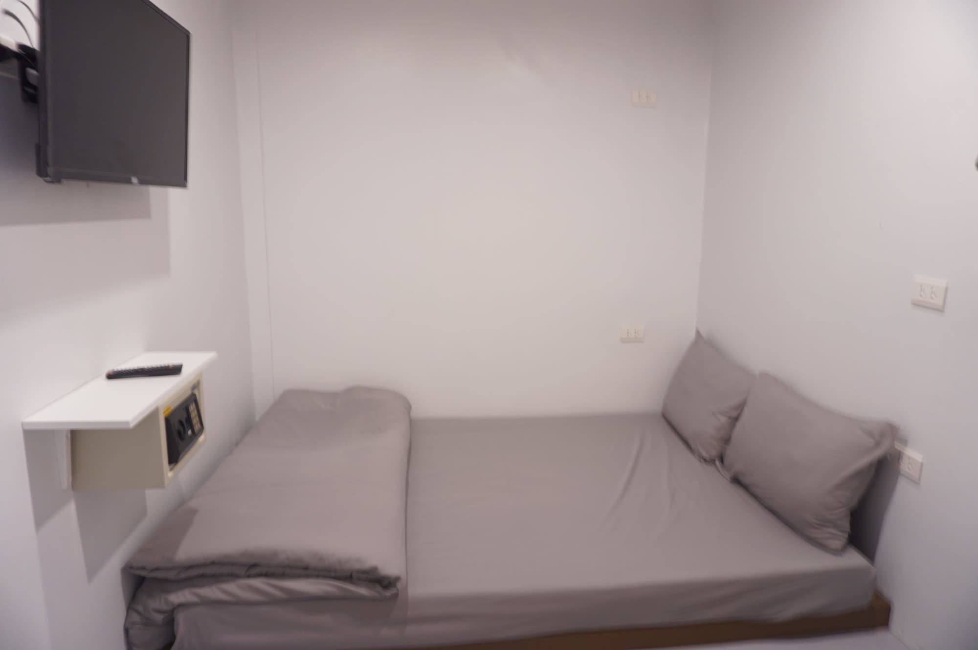 Hostel Minimal House Patong (Adults Only) Zewnętrze zdjęcie